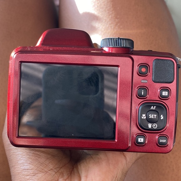 New Kodak camera used once with a brand new memory card